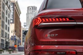 Audi SQ7 2020 ju lë pa mend me performancën e tij