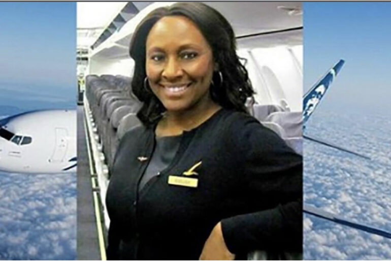 Flight attendant suspicious of young girl and elderly man, only to find 3-word note in bathroom after take off