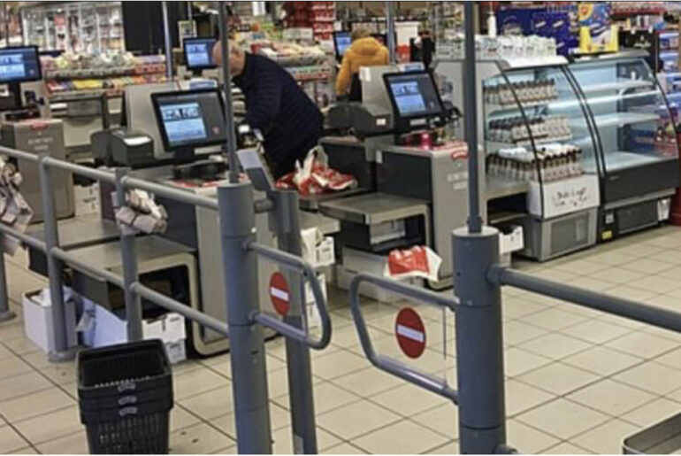 Lawyer Explains Why You Should NEVER Use Self-Checkout At The Store
