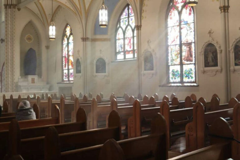 Thousands make pilgrimage to rural Missouri to visit intact remains of nun who died in 2019 at age 95