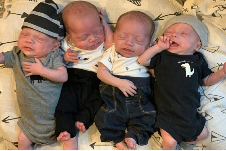 Mom Has Quadruplets Without Using Fertility, Then Doctor Notices ...