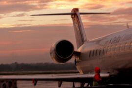 Plus-sized influencer says airlines should accommodate people like her